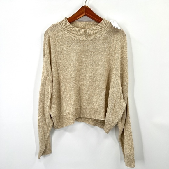 NWT DIVIDED H&M Woman's Beige Long Sleeve Oversized Cropped Sweater Size XL - Picture 1 of 11